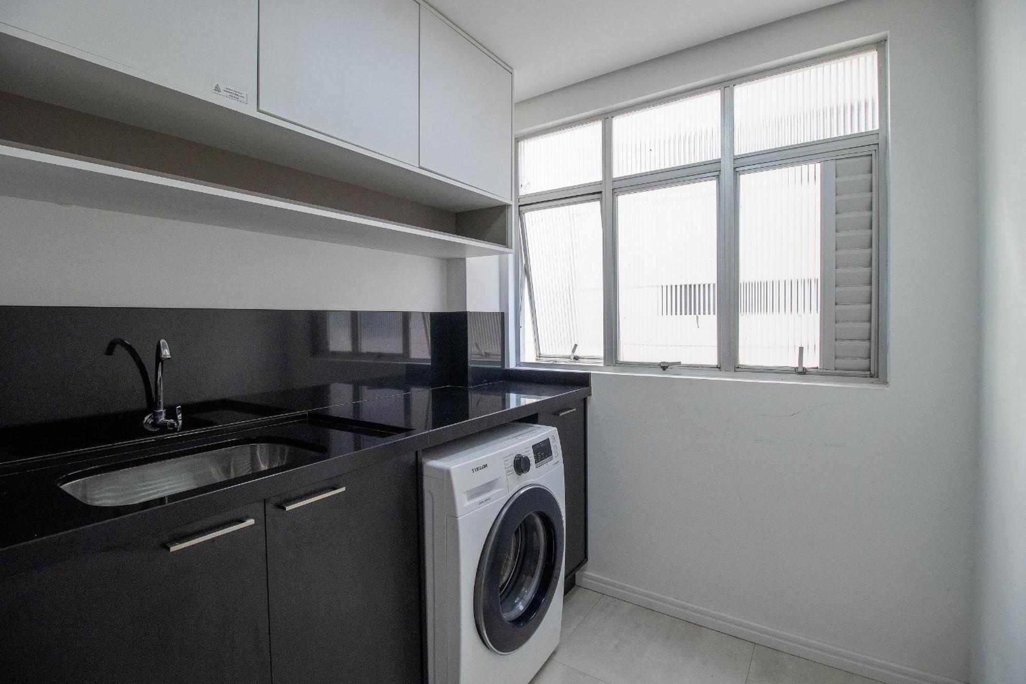 Scr64 - 2 Dorm Climatizados, Confortavel, Tv Smart Apartment